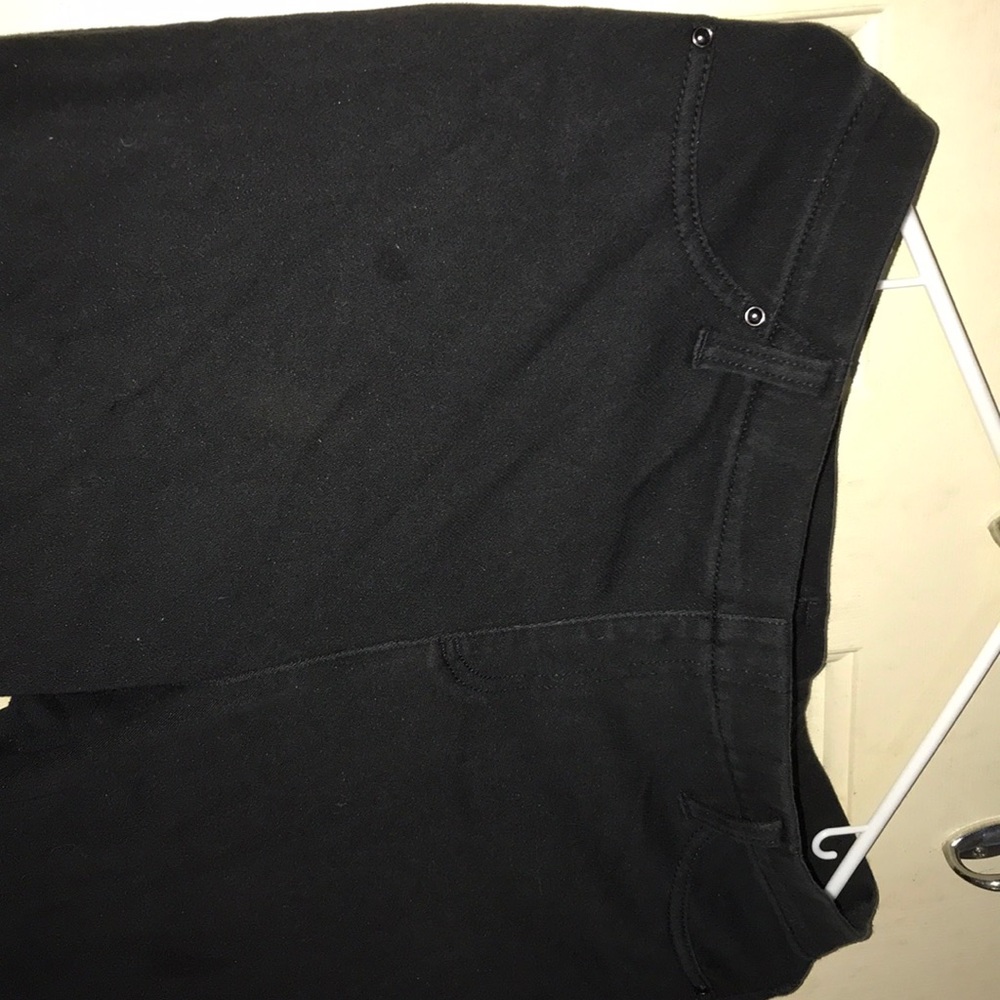 black jeggings